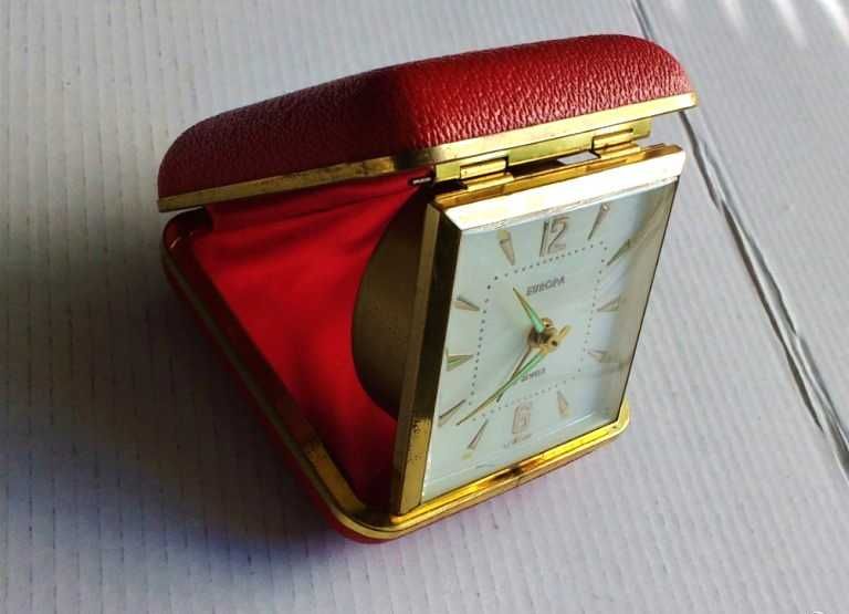 Туристически немски сгъваем часовник