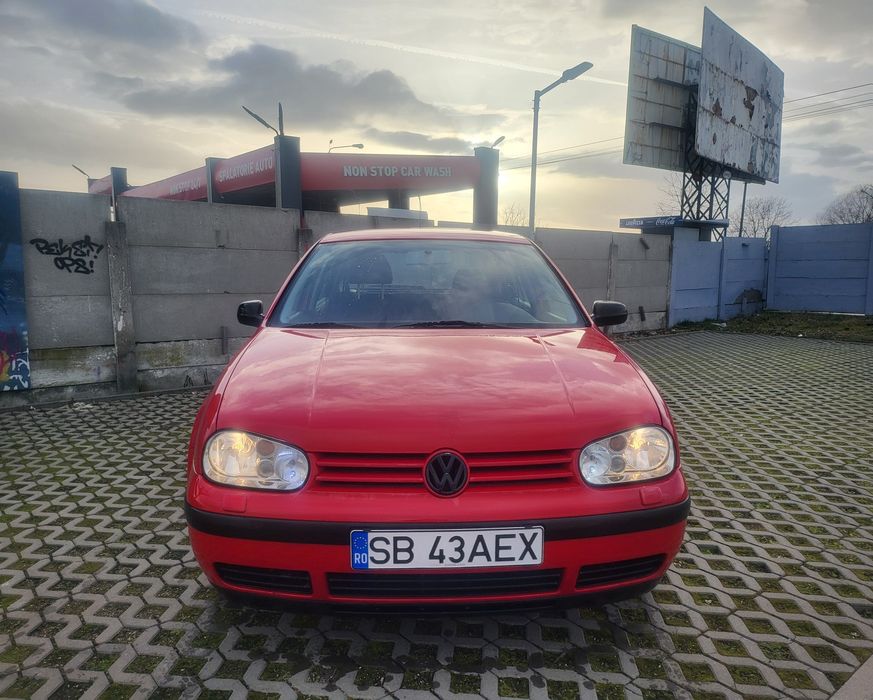 Vw Golf 4 1.4i 16V An fabricație 2002 Cutie manuala 5+1Trep