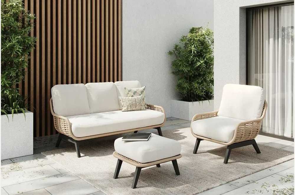 Плетенная мебель для кафе (стулья, диваны, пуфы)