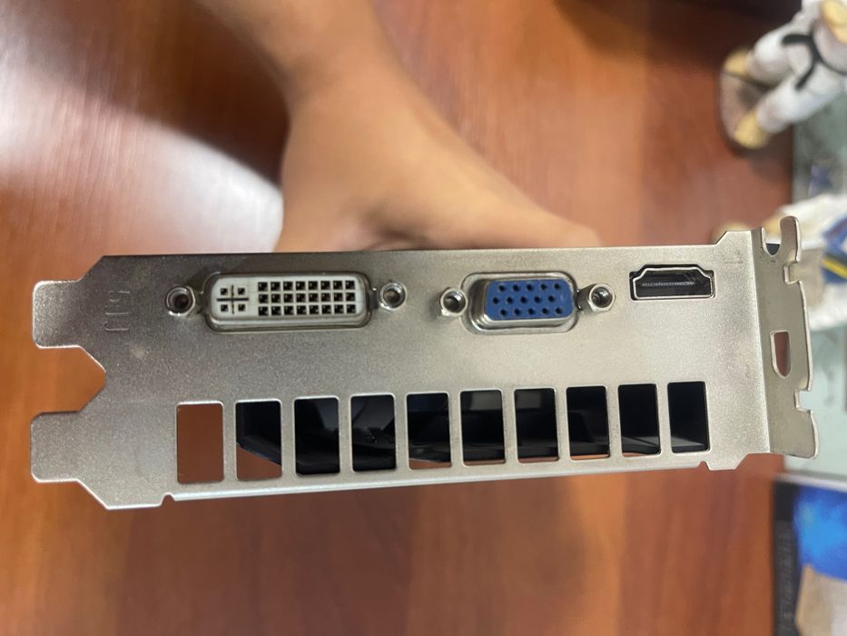 Продается монитор,видеокарта,процессор и клавиатура