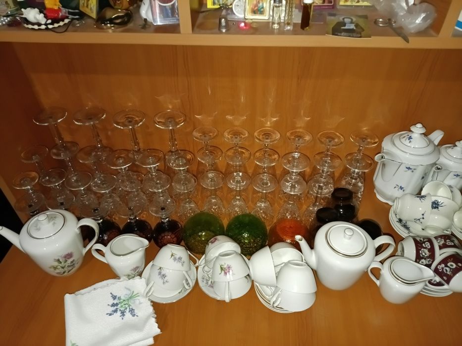 Bibelouri portrla românești și chinezesti