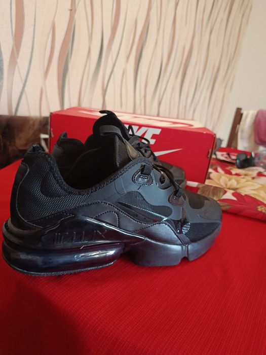 Nike AIR MAX ново