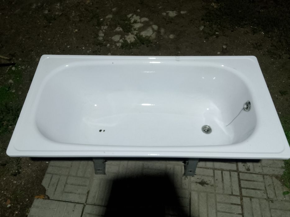 Продам ванную в харошем состояний