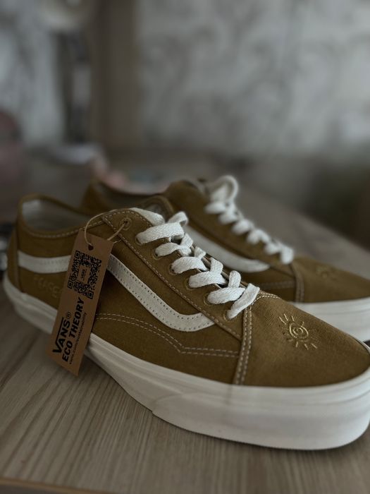 Продам оригинальные Vans