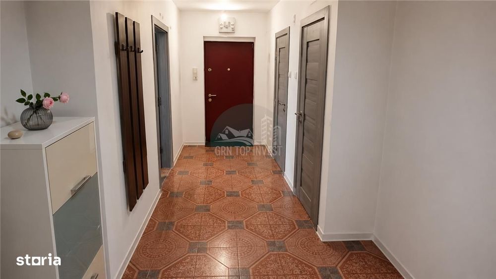 Apartament 2 camere cu balcon zona Cedonia