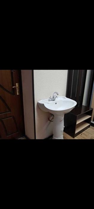 Недалеко от вокзала сдаётся 4х комнатная квартира