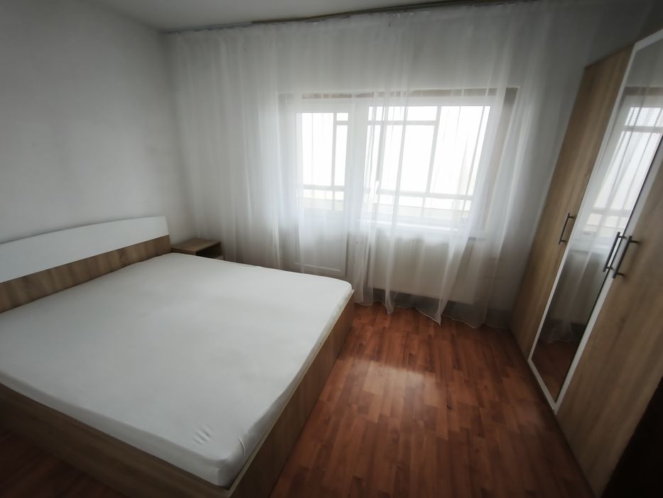 Chirie Apartament 3 camere decomandate AC si Centrala