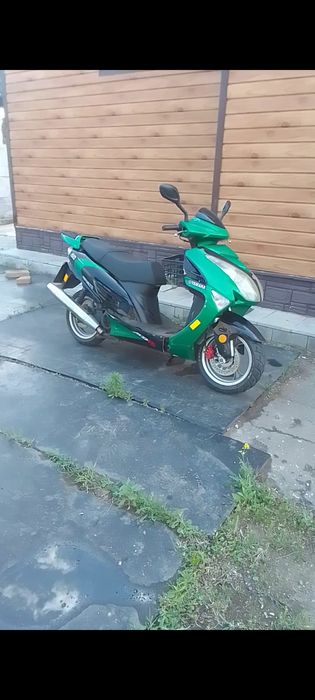 Скутер Yamaha (Китай ) 150