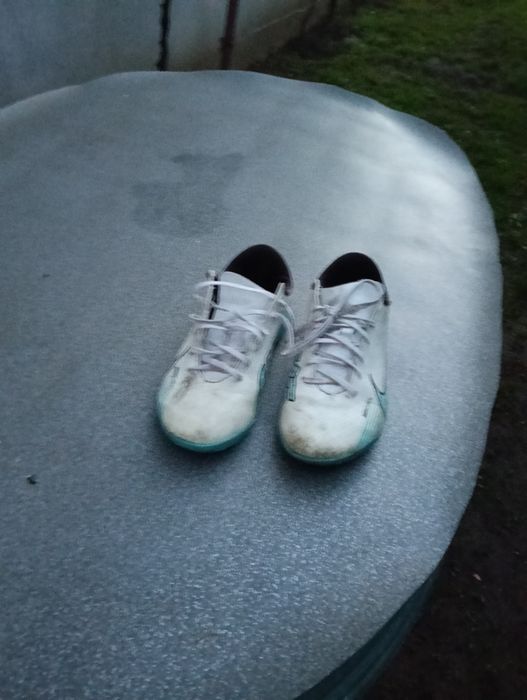 Ghete de fotbal nike