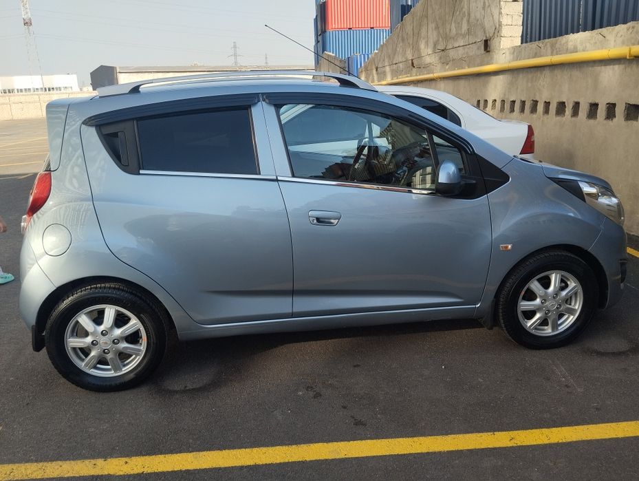 Продам Спарк 3 позиции в отличном состоянии всё в рабочем состоянии