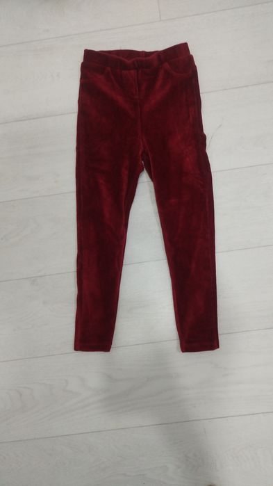 Пакет с детскими вещами 104-110 см ,в хорошем состоянии .