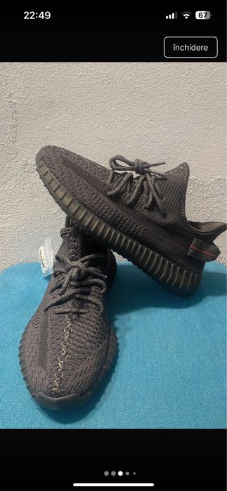 yeezy 350v2 black static
