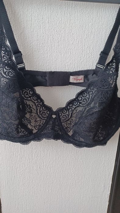Сутиен Triumph 100 B