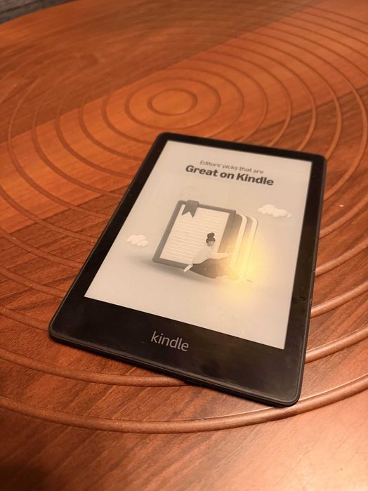 Kindle Paperwhite Generatia 11, 16GB, Display 6.8", Bluetooth, Wi-Fi