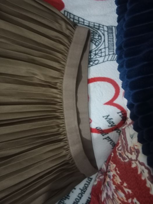 Юбки и кофта по выгодной цене