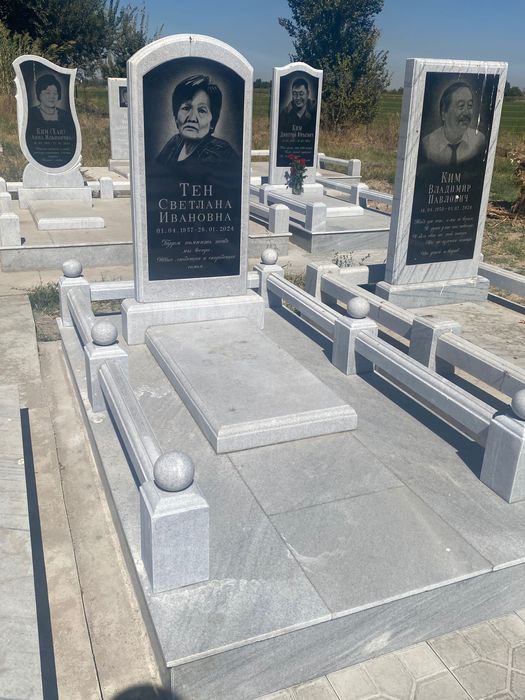 Изготавливаем на заказ памятники из мрамора и портреты ручной работы