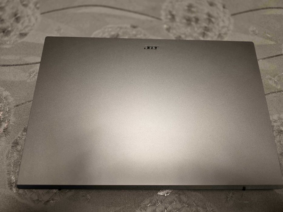 Продавам Acer Aspire 3 i5-1235U, 16GB RAM, 512GB SSD, 1г гаранция