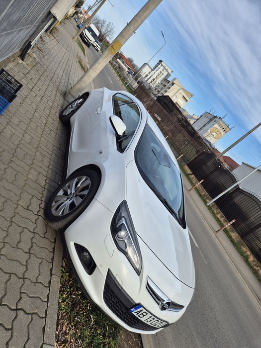 Opel astra coupe GTC
