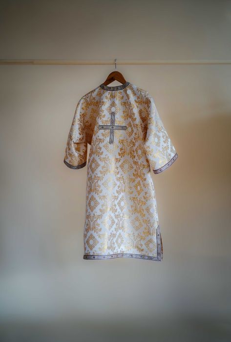 Veșmânt copii, auriu cu galon mov