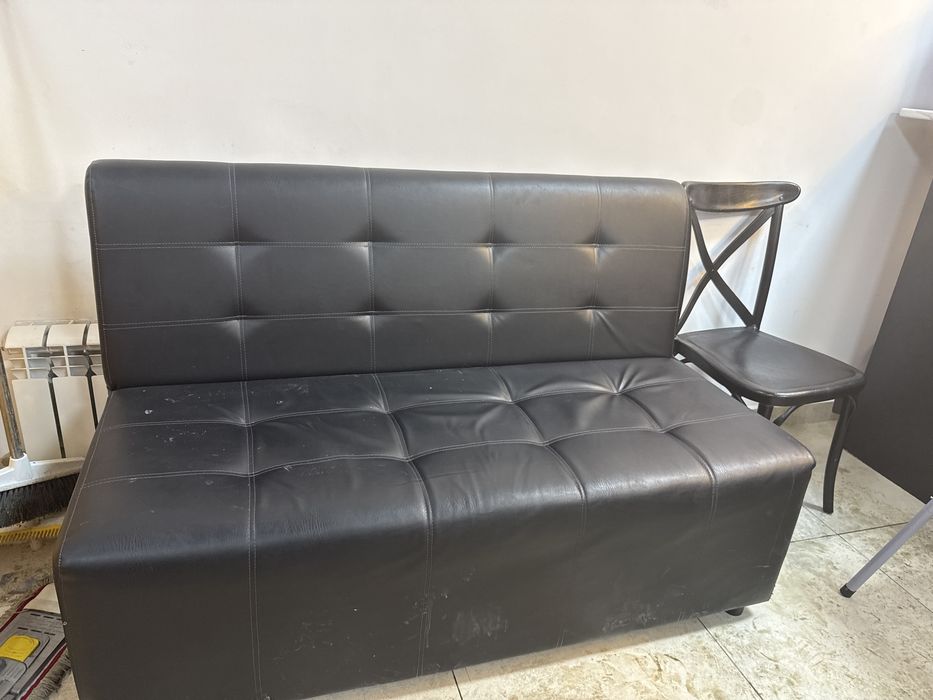 столы для кафе , офиса