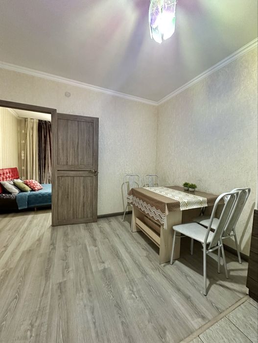 Универсам сдается