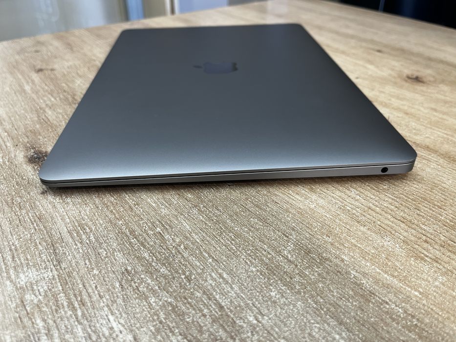 Macbook Air M1 256GB 94% Бат Перфектен