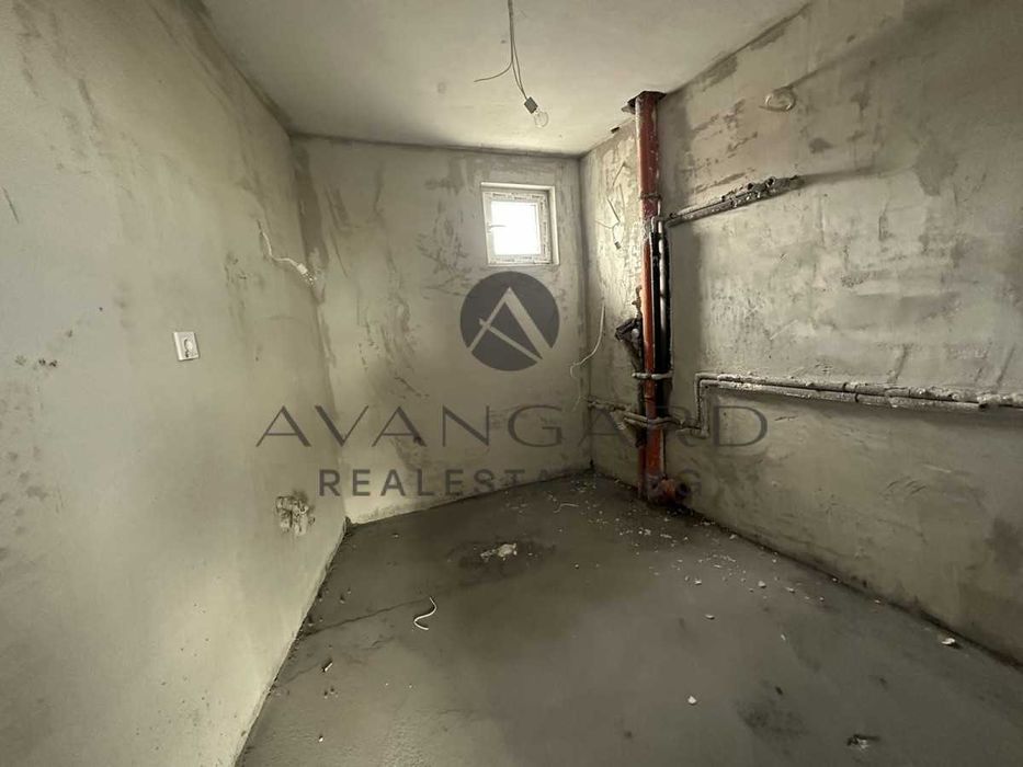 оф.18062 3-стаен + ГАРАЖ Прослав