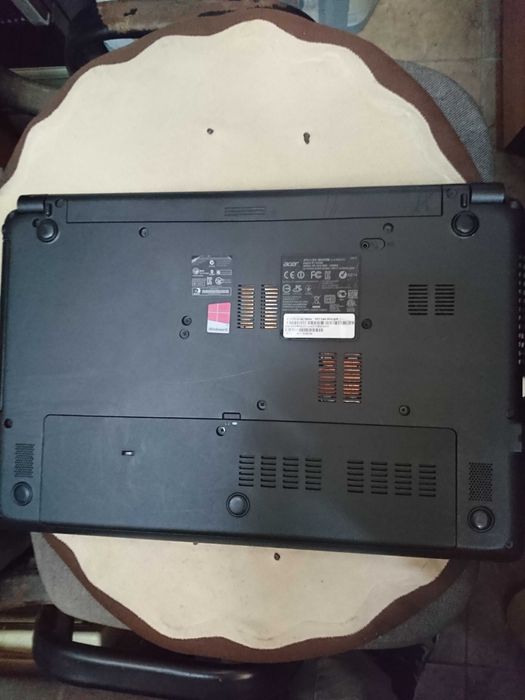 Vand Aspire E1-572G