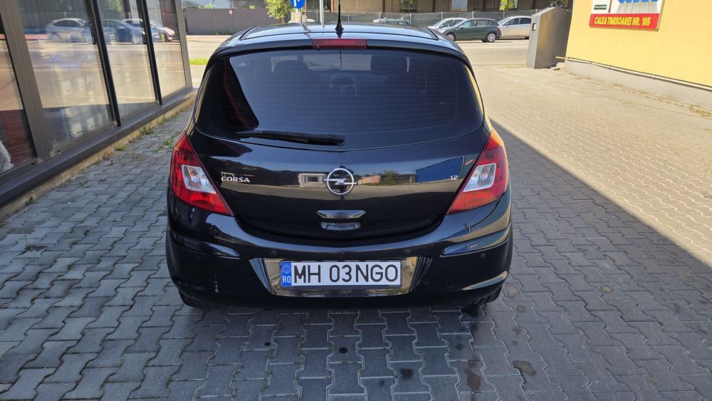 Opel Corsa D 1.2 benzina