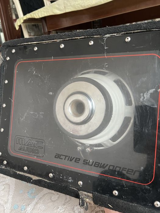 Саббуфер отлично работает реально качает