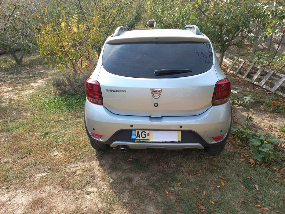 Sandero Stepway 2020 .  8000€ Pitesti