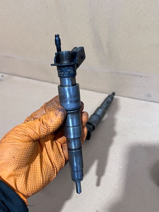 Injector Bosch 0445115048 BMW 7792721 piezo 3.0d M57N2