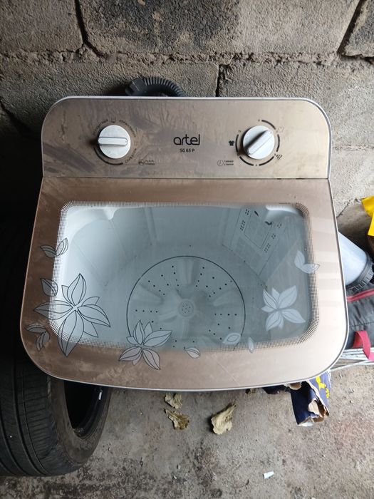 Продам стиральную машинку полу автомат