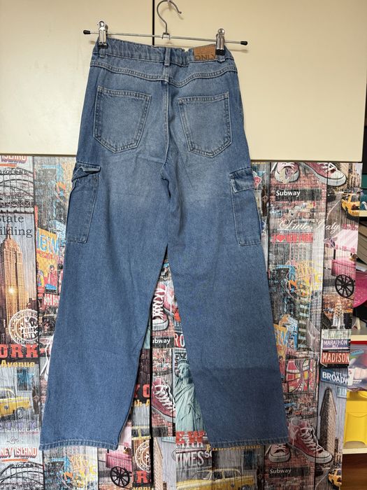 Blugi largi cu buzunare , model larg , 11-12 ani