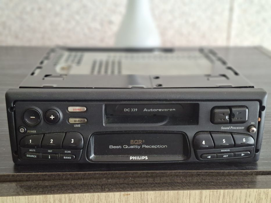 Авто касетофон PHILIPS