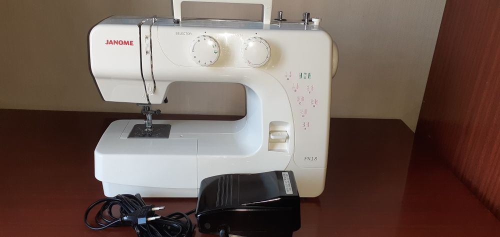 Швейная машинка JANOME