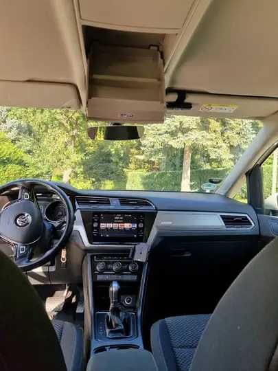Volkswagen Touran (КАТО НОВА)