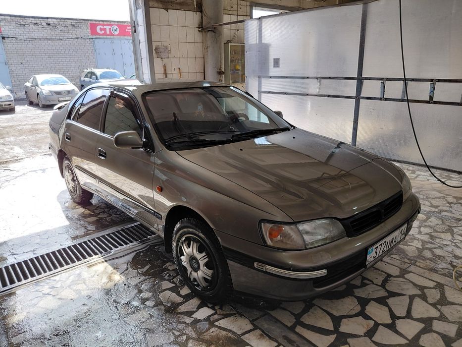 Продам Toyota Carina e