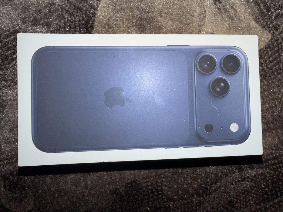 Iphone 17 Pro Max - 256 GB (95% живот)