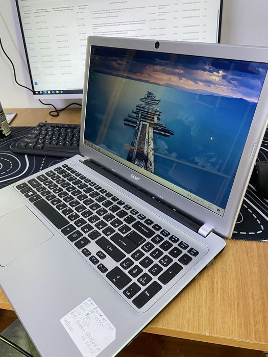 Ноутбук acer aspire v5 551