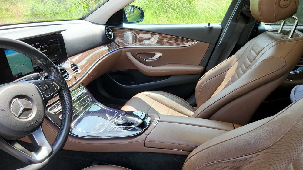 Mercedes E400 4Matic 3.5 бензин, всички екстри