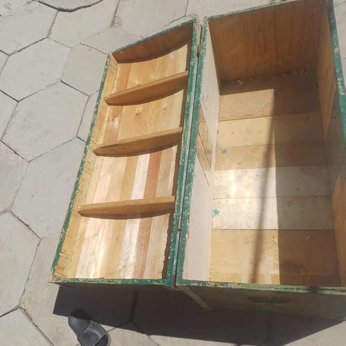 Продаются   сундук