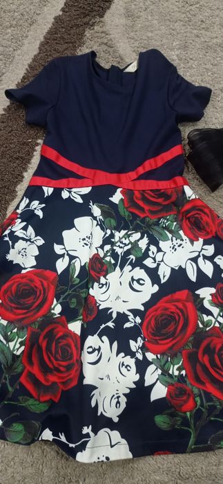 Вещи для деток чистые.