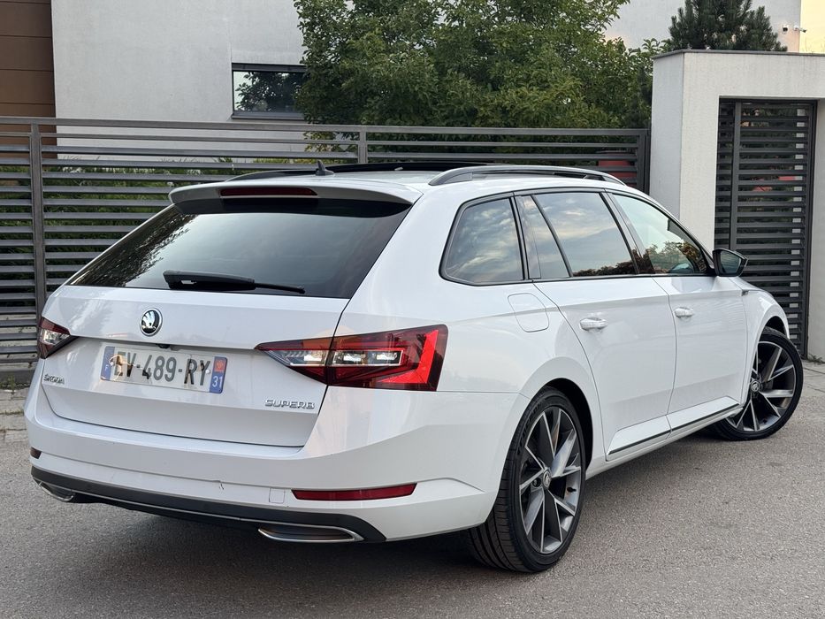 Skoda Superb Combi SportLine 2.0 TDI DSG  150 CP 2018