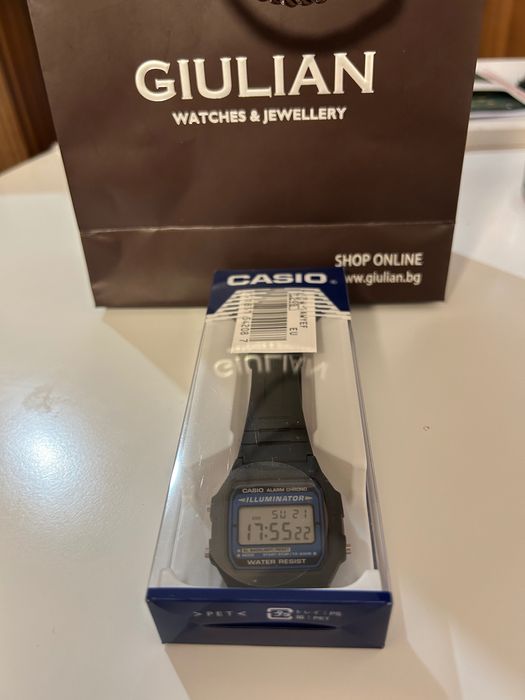 Casio F-105W-1AWYEF