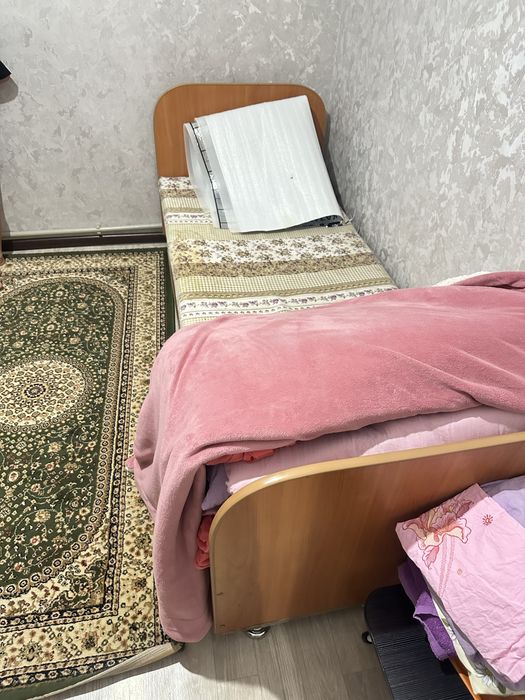 Кровать односпальная