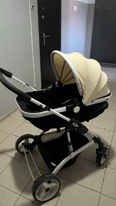 Продам коляску 6000