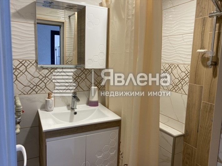 Дава се под наем Тристаен апартамент в Бургас, Славейков - 80 кв.м за 615 € - Снимка #9