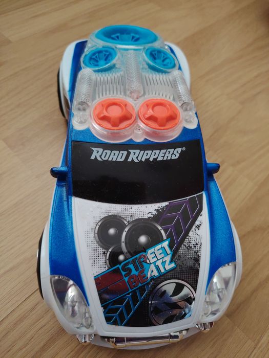 Mașinuță Road Rippers Street Beatz – 20 RON