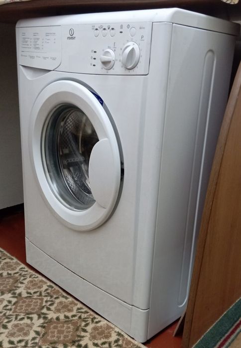 Продам стиральную машинку INDESIT 3-х килограммовую.
